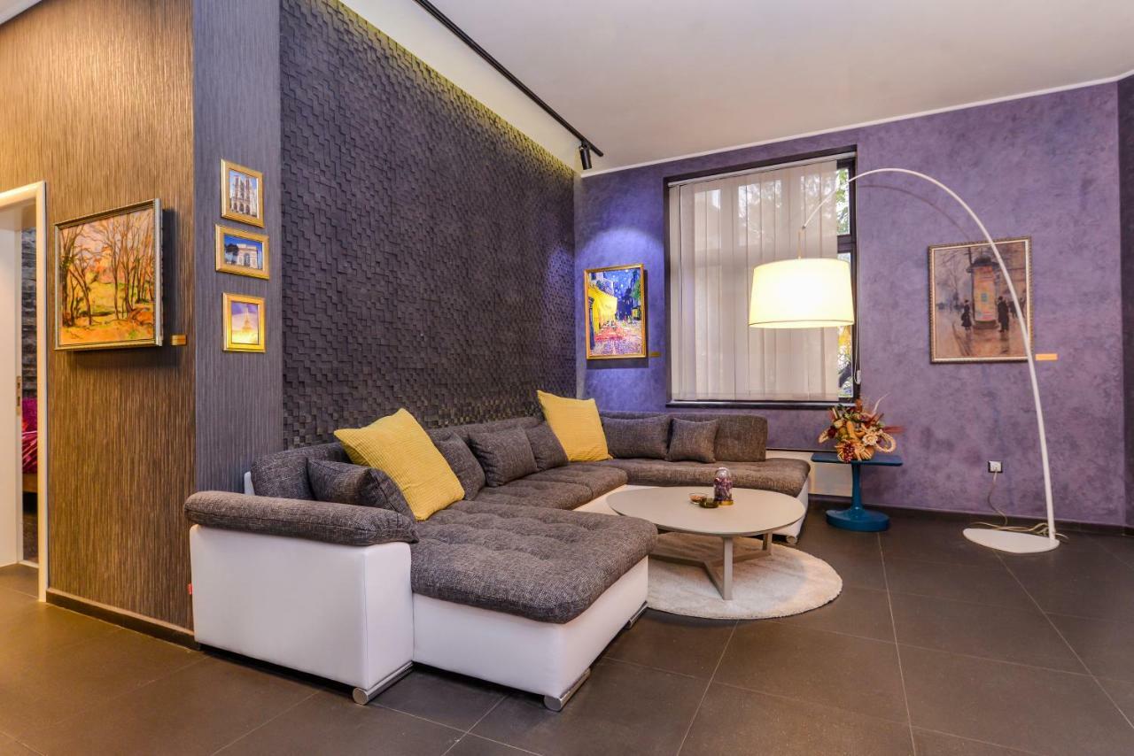 Champs-Elysees Sofia 2-Bdr, 2-Bthr Tsar Simeon Suite By Flat Mаnager Εξωτερικό φωτογραφία