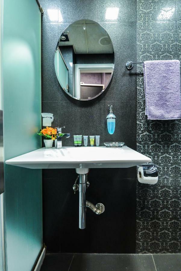 Champs-Elysees Sofia 2-Bdr, 2-Bthr Tsar Simeon Suite By Flat Mаnager Εξωτερικό φωτογραφία